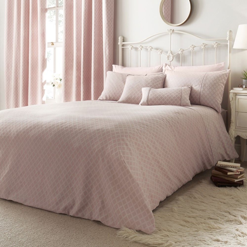 pink duvet and curtains